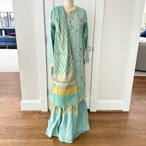NWT Sapphire Luxe Pakistani 3-Piece Set Kurta, Gharara, and Dupatta
